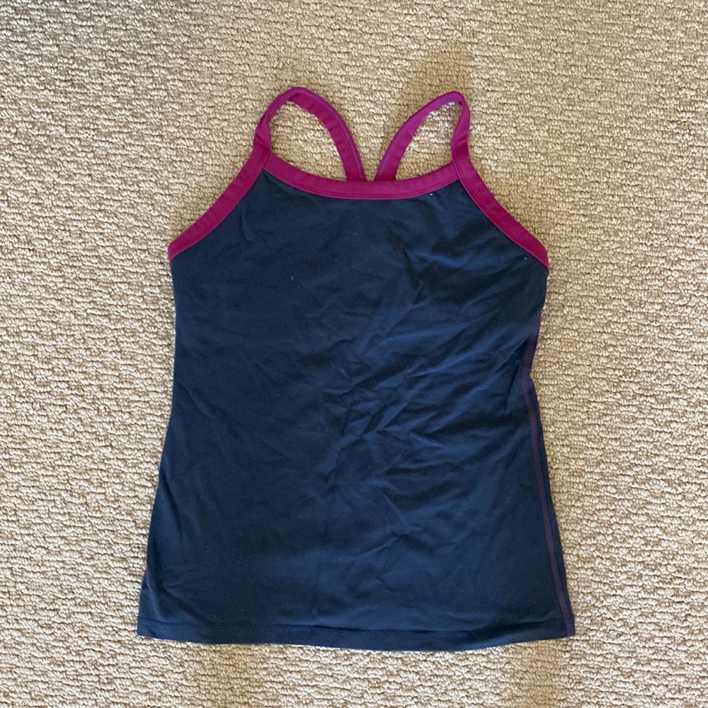 Lululemon workout tank